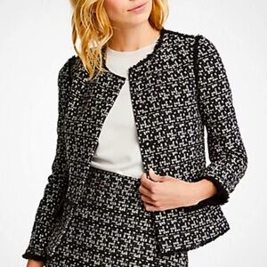 ANN TAYLOR Black 3/4 Sleeve Hidden Snap Front Tweed Fringe Jacket Size 10